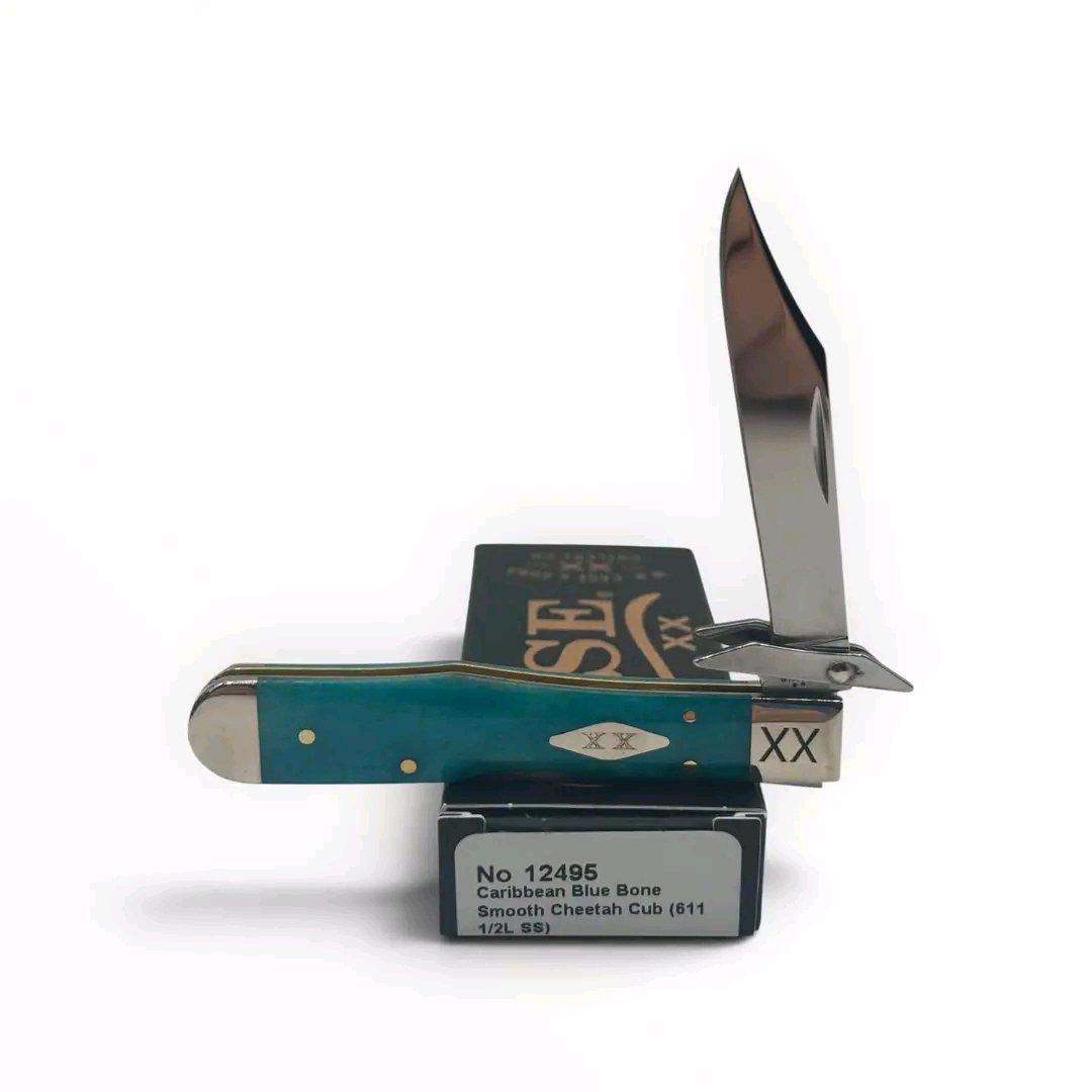 Case XX No. 12495 Smooth Caribbean Blue Bone Cheetah Cub Swing Guard Knife