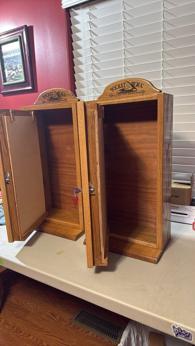 Pocket Worn Case XX Handcrafted Twin Oak Display Cabinets with Keyed Locks